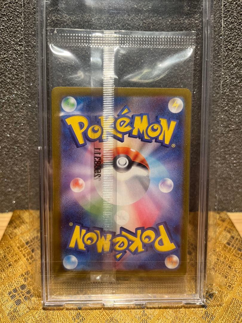 ト*パ様 ビクティニ bwr 未開封　超美品