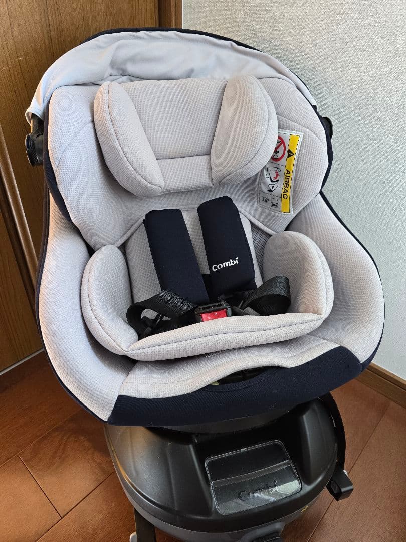 コンビ クルムーヴ スマート Light ライト ISOFIX エッグショック