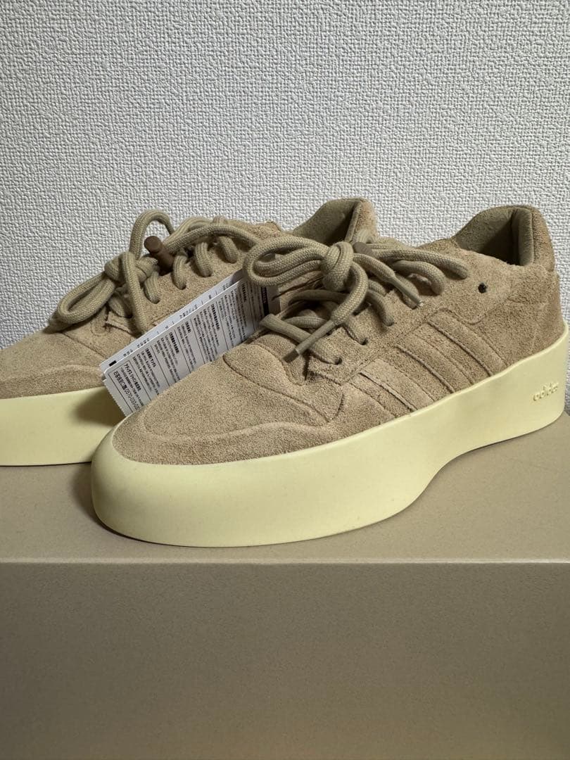 新品未使用 お重箱 お正月 金箔 松竹梅 迎春 朱塗り 螺鈿 貝