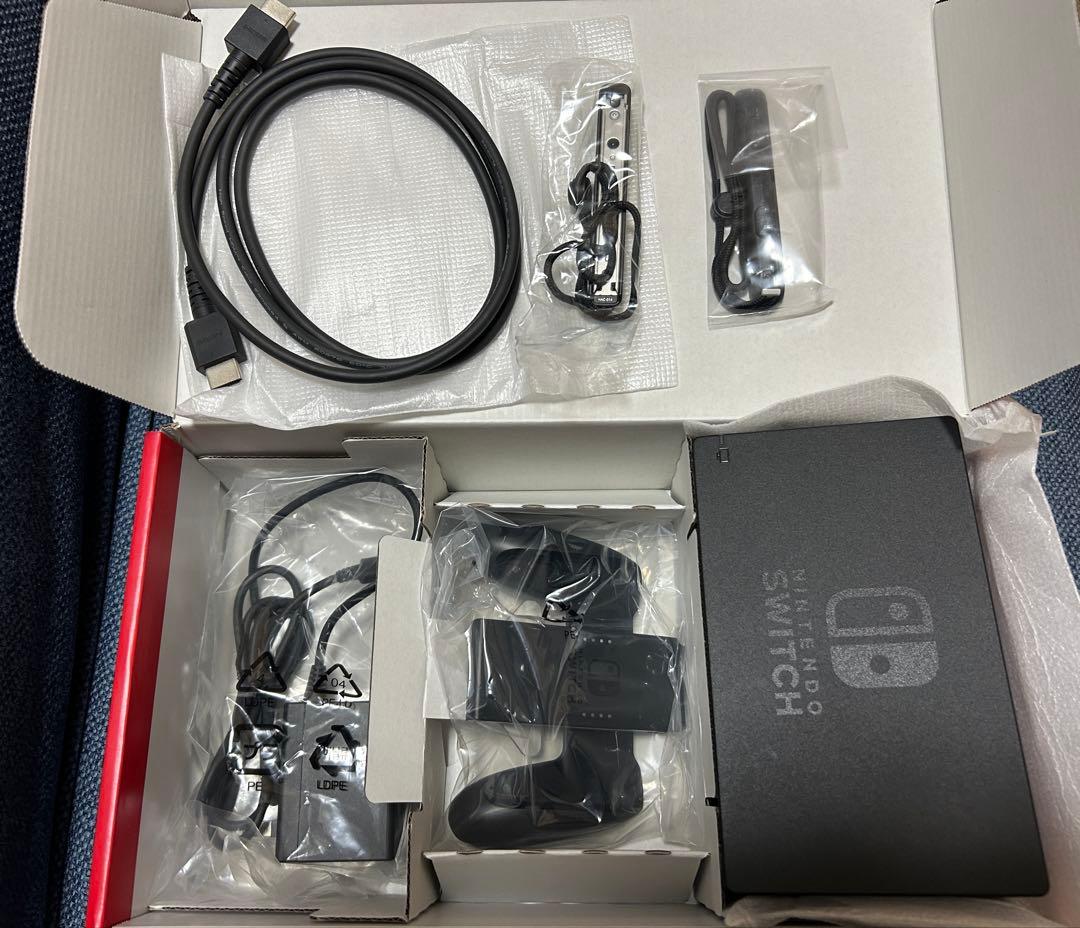 Nintendo Switch 本体 ピンク パープル