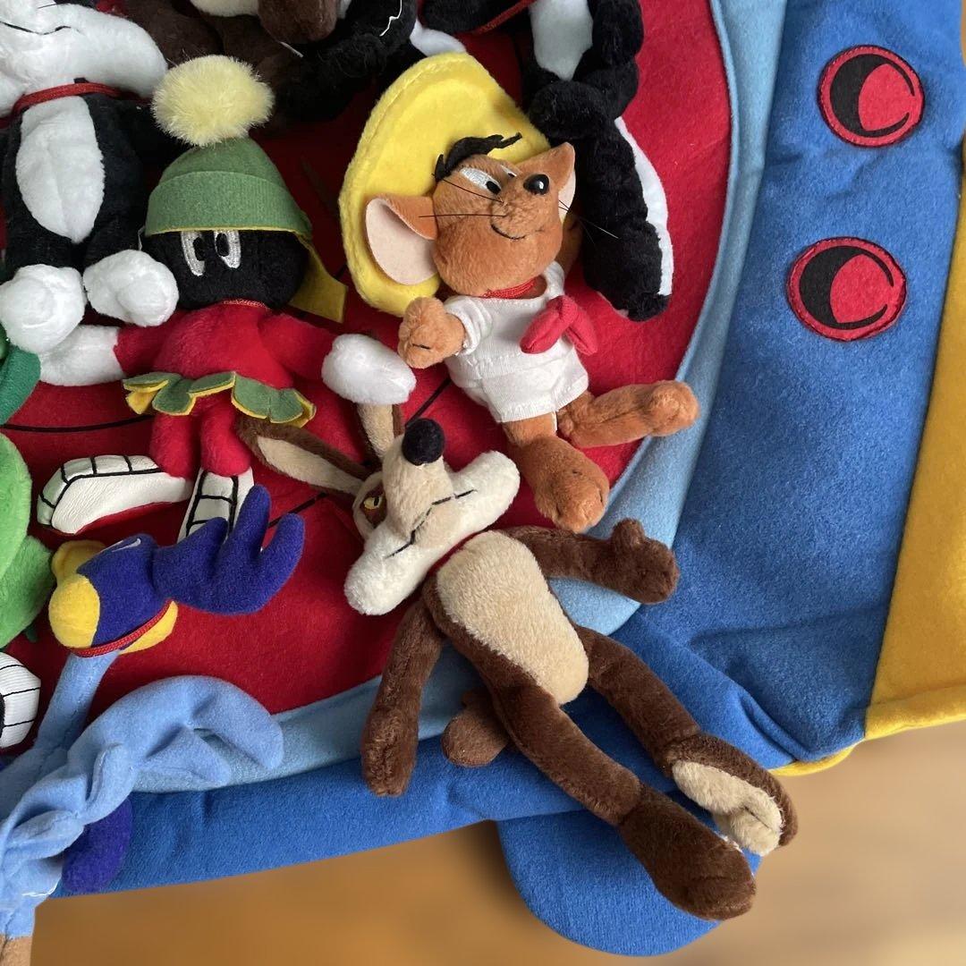 LOONEY TUNES 12匹のキャラクター❤︎お探しの方 いませんかー