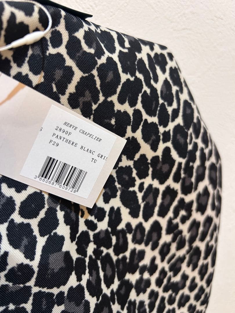 【新品】エルベシャプリエ ビッグポシェット パンサーブラン