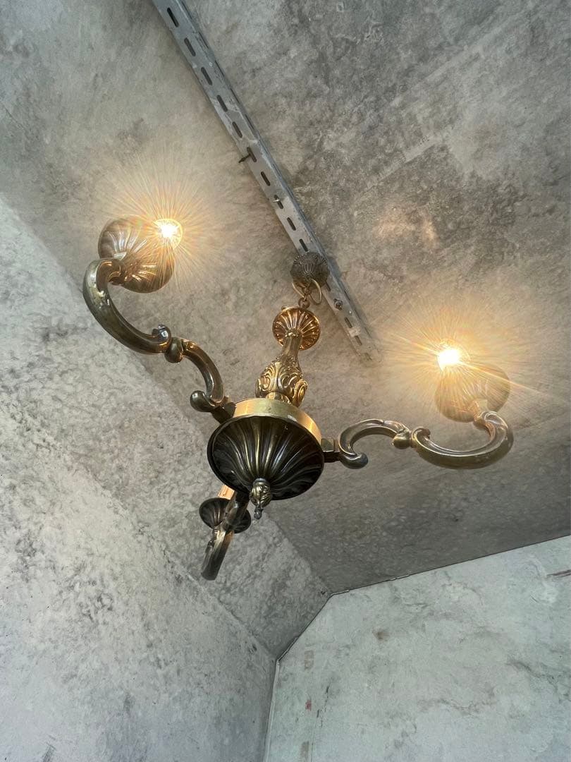 24. 超激安！フランス アンティーク シャンデリア 3灯 キャンドル ライト