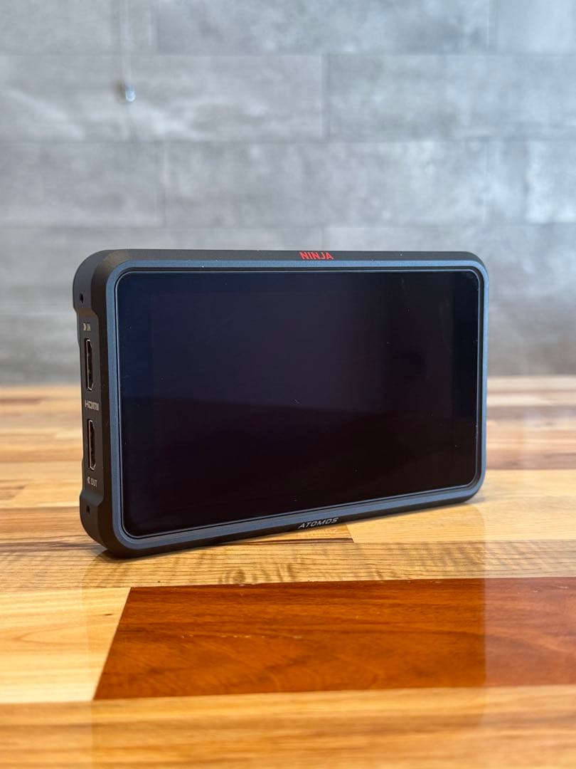 Atomos Ninja V 5インチモニター Atomos Ninja V+ 5.2