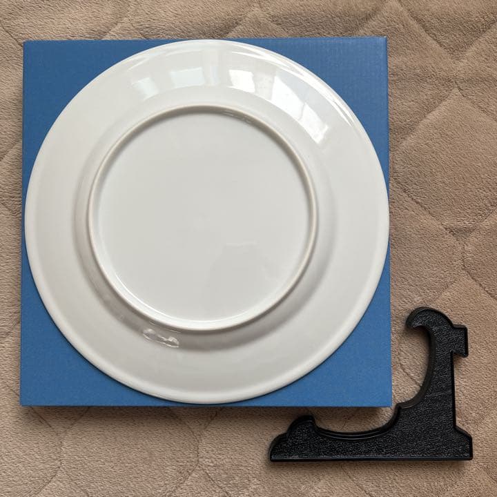 コレットは死ぬことにした 祝連載50回アニバーサリープレート 懸賞品 抽選当選品