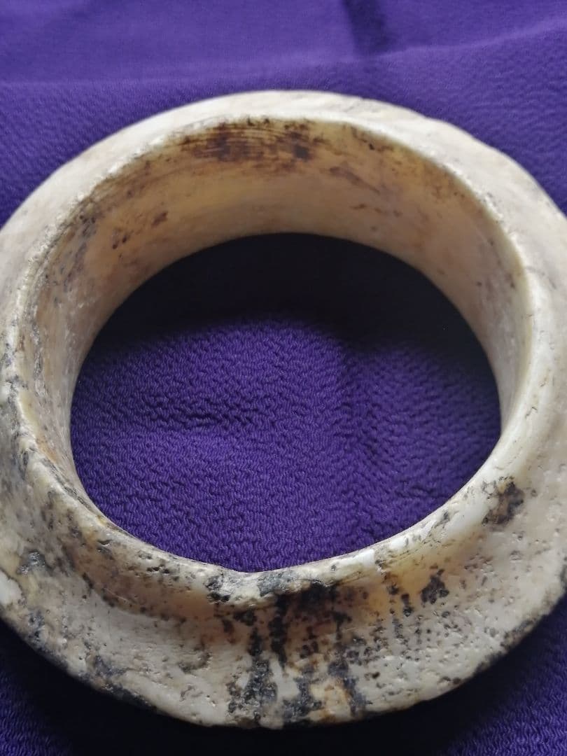 ☆古墳初期『玉石垂飾輪』出土品。玉石 230g 埋蔵文化財 非常に