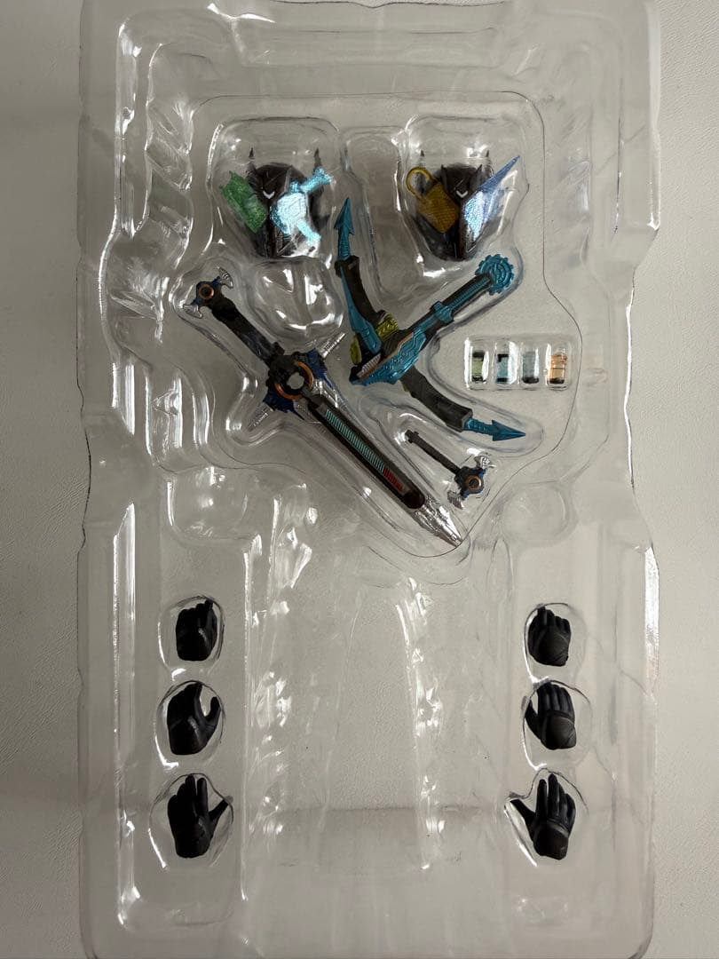 s.h.figuarts 仮面ライダーメタルビルド