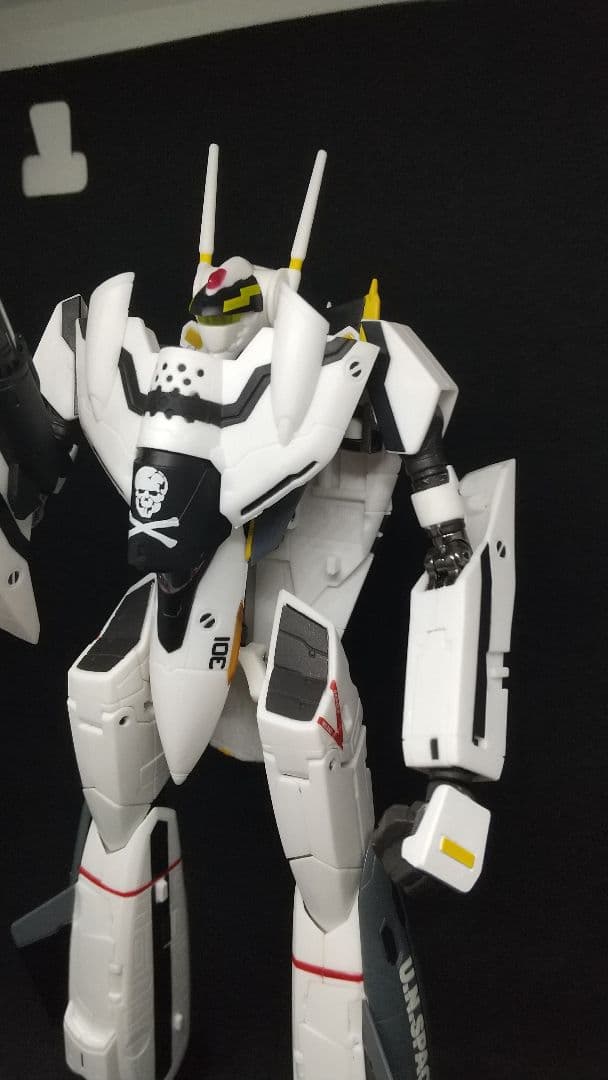 HI-L R VF-0S フェニックス(ロイ・フォッカー機)