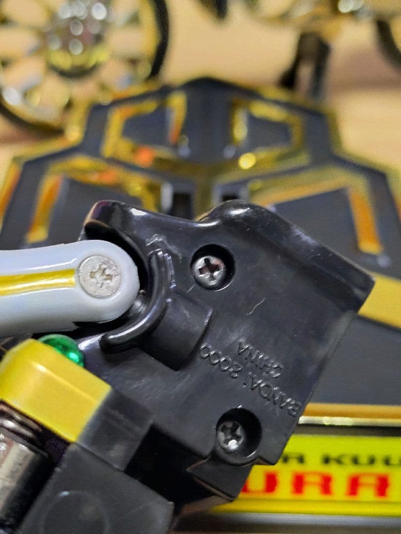 仮面ライダークウガ DXトライゴウラム 限定品 ブラックヘッドバージョン 箱無し