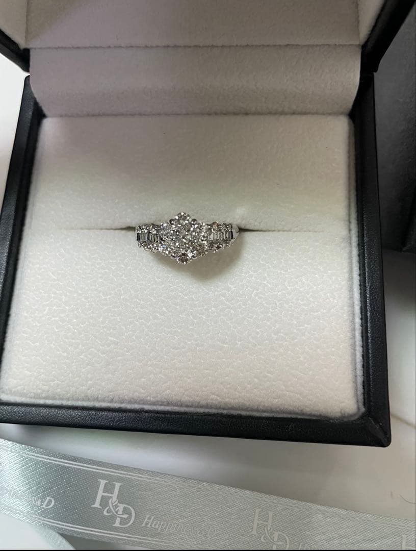 フラワー　プラチナ950 ダイヤモンド リング　指輪 13号