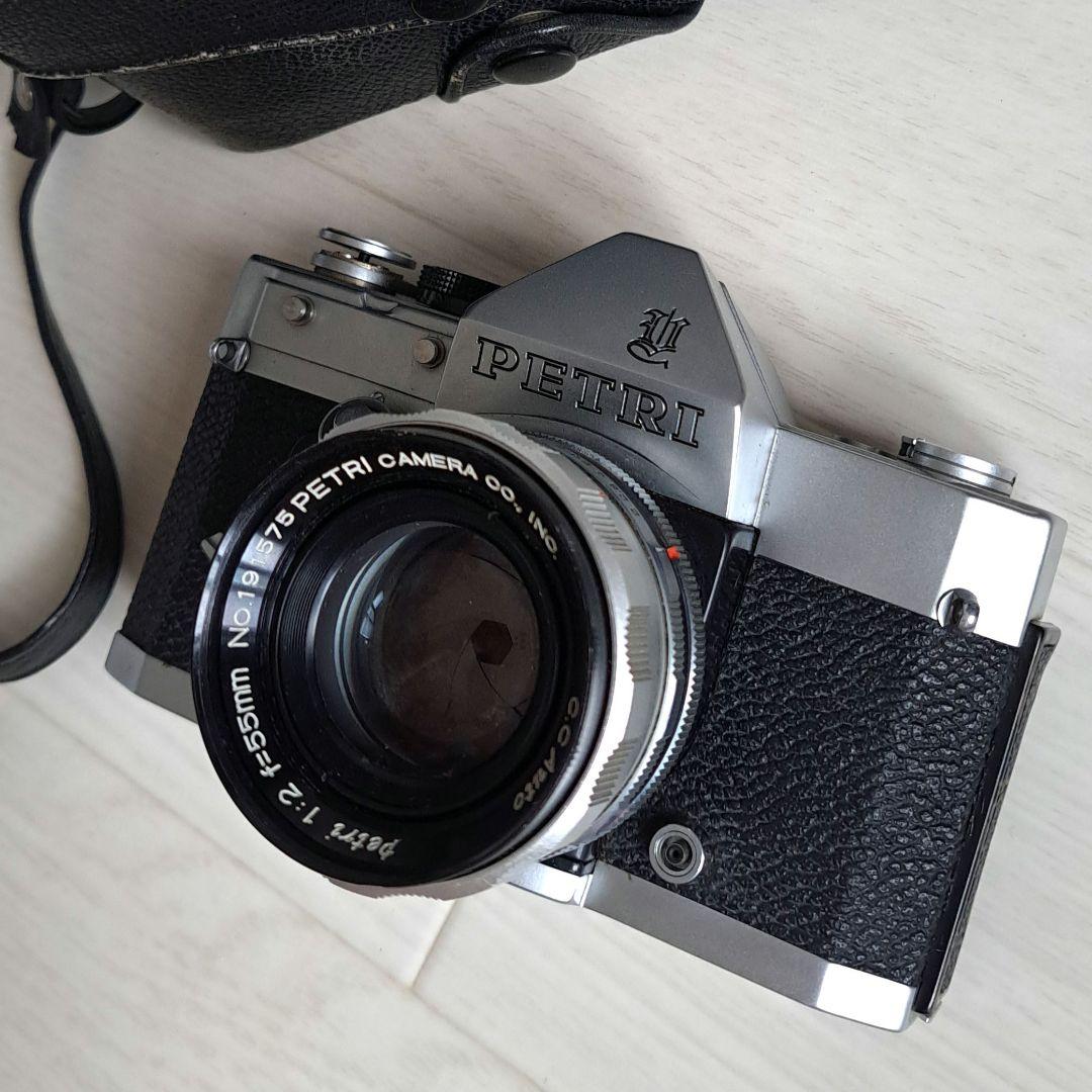 ペトリ PETRI 35mmフィルム一眼レフ カメラ ケース付き ジャンク品