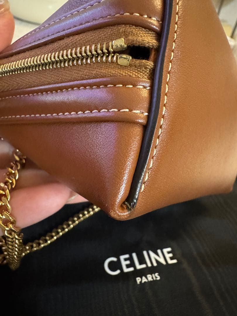 CELINE ブラウンレザー ショルダーバッグ