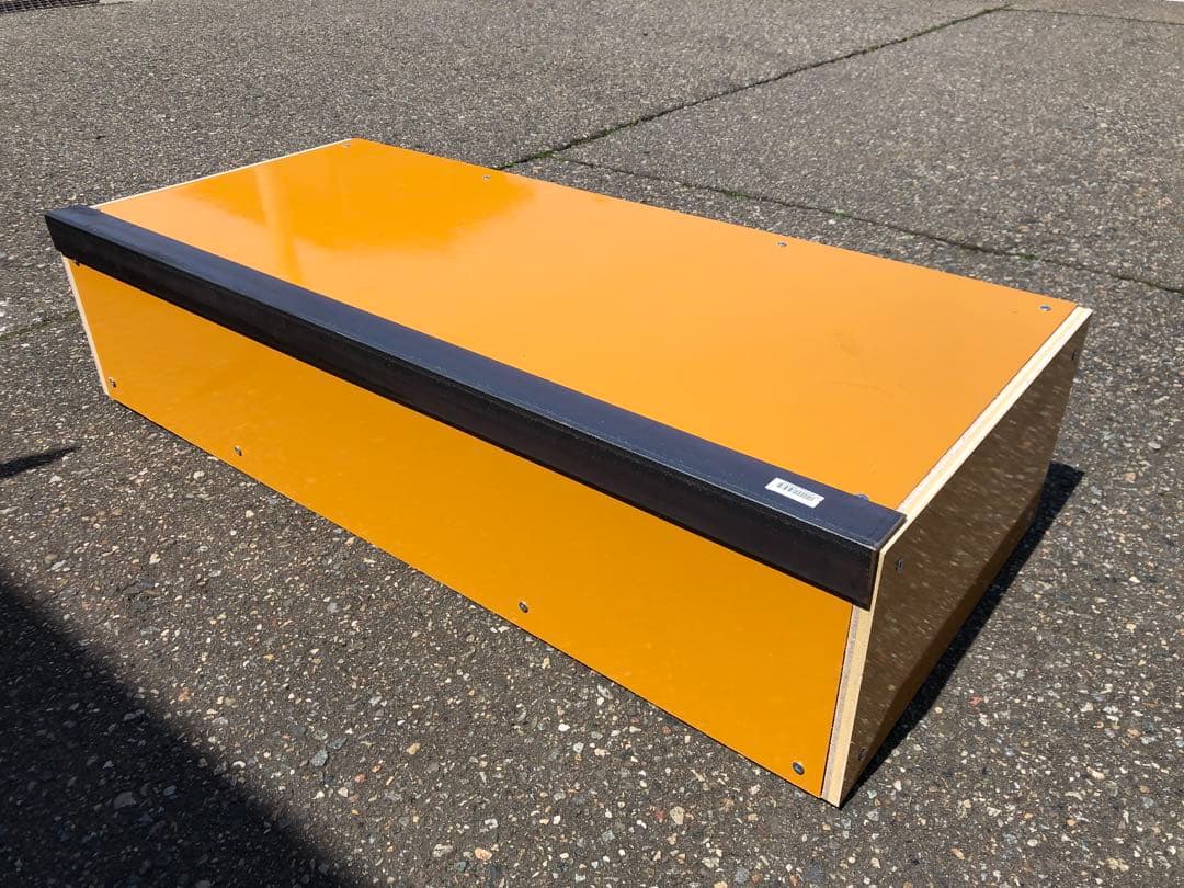 スケボーセクション　カーブボックス　マニュアル台　マニーパッド　レール