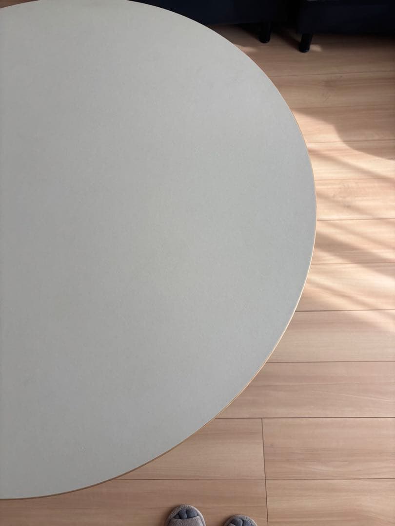 KANADEMONO カフェテーブル　リノリウム　2024年製