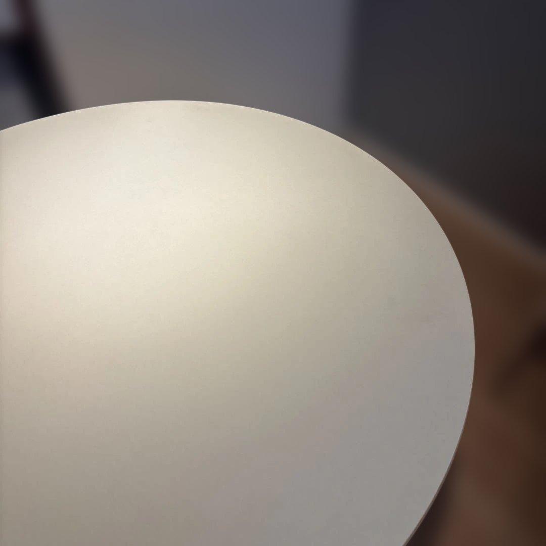 KANADEMONO カフェテーブル　リノリウム　2024年製