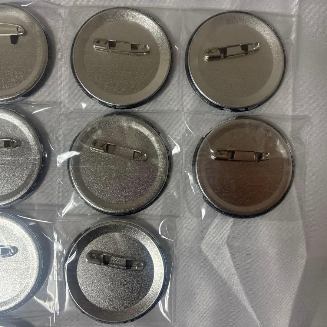 ブルーロック　凪誠士郎　推しキャラバッジコレクション　メタル缶バッジ