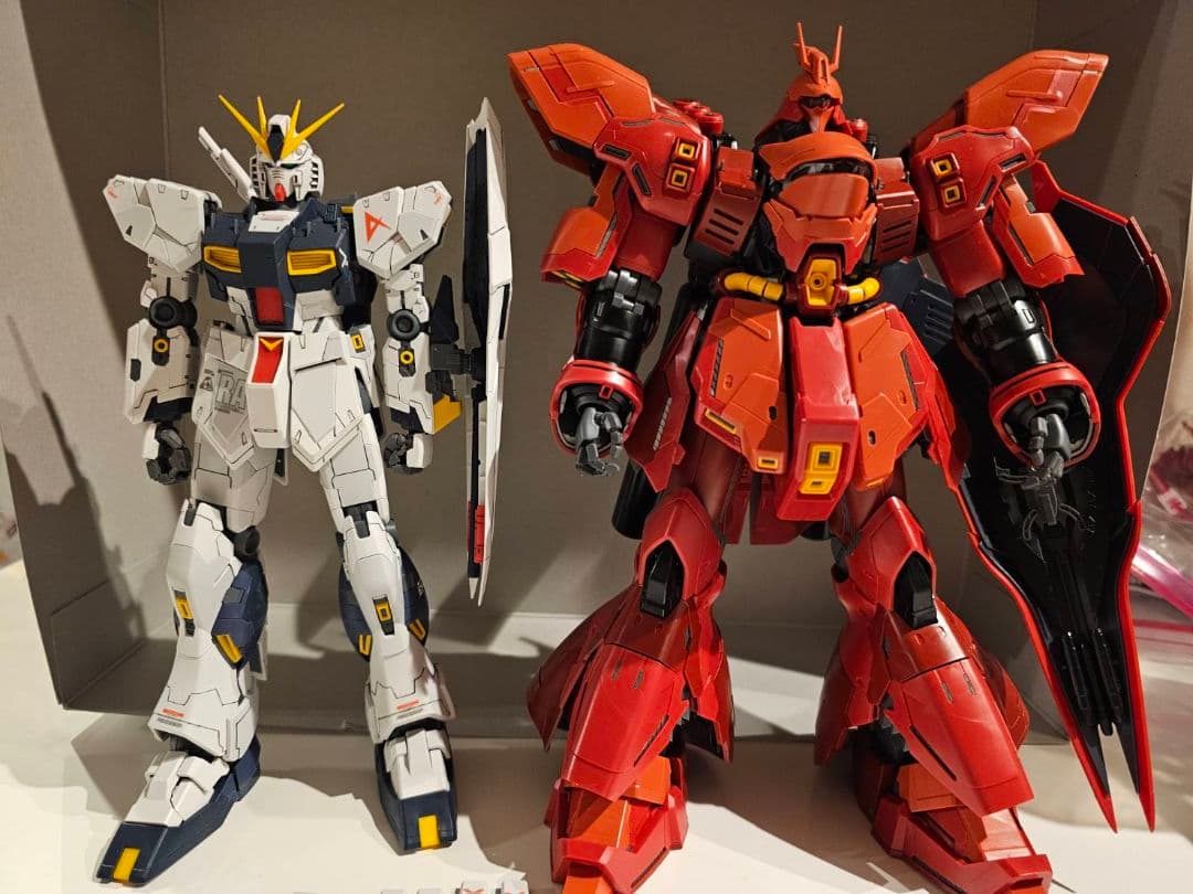 即購入可】MG νガンダム Ver.Ka サザビー ver.Ka セット - メルカリ
