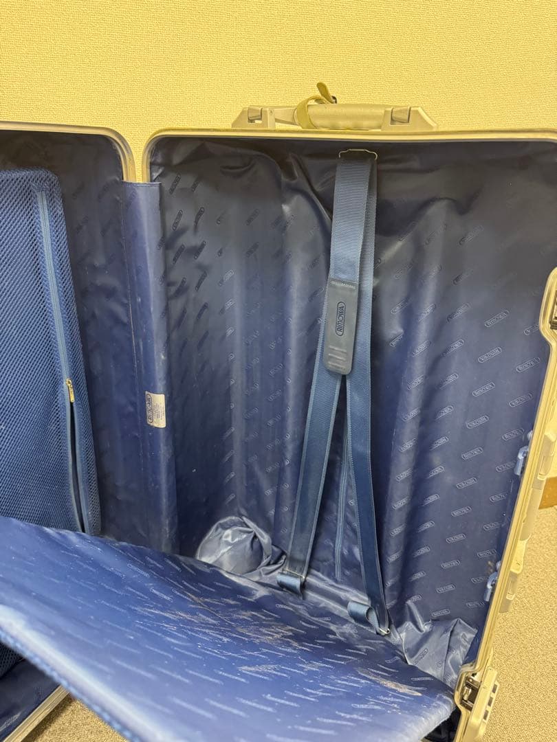 Amazon | RIMOWA [ リモワ ] トパーズ 82L スーツケース 924.73.00.4