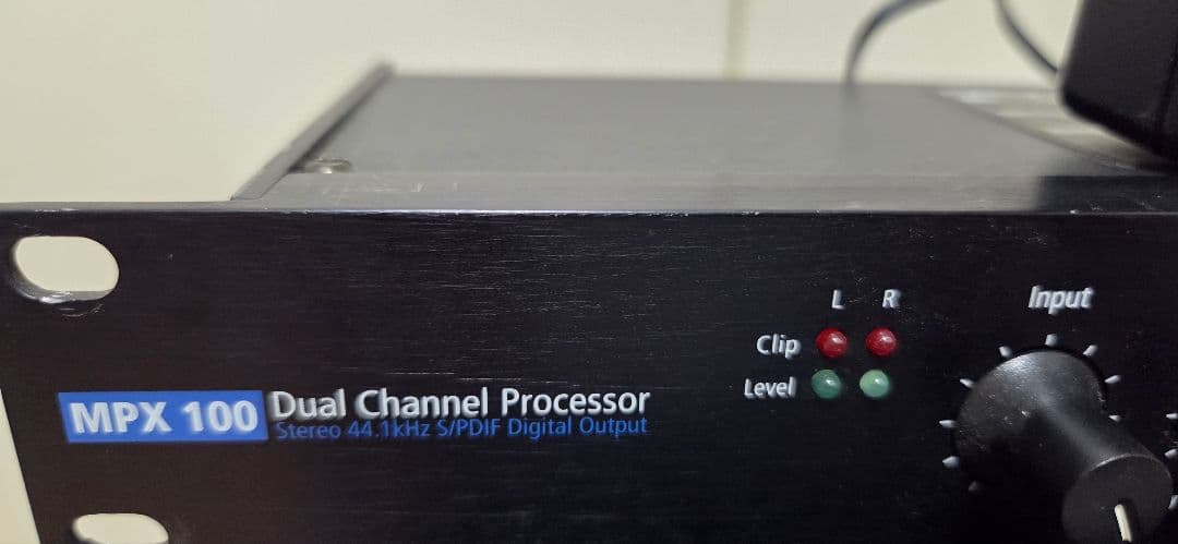 Lexicon MPX 100 デュアルチャンネルプロセッサー