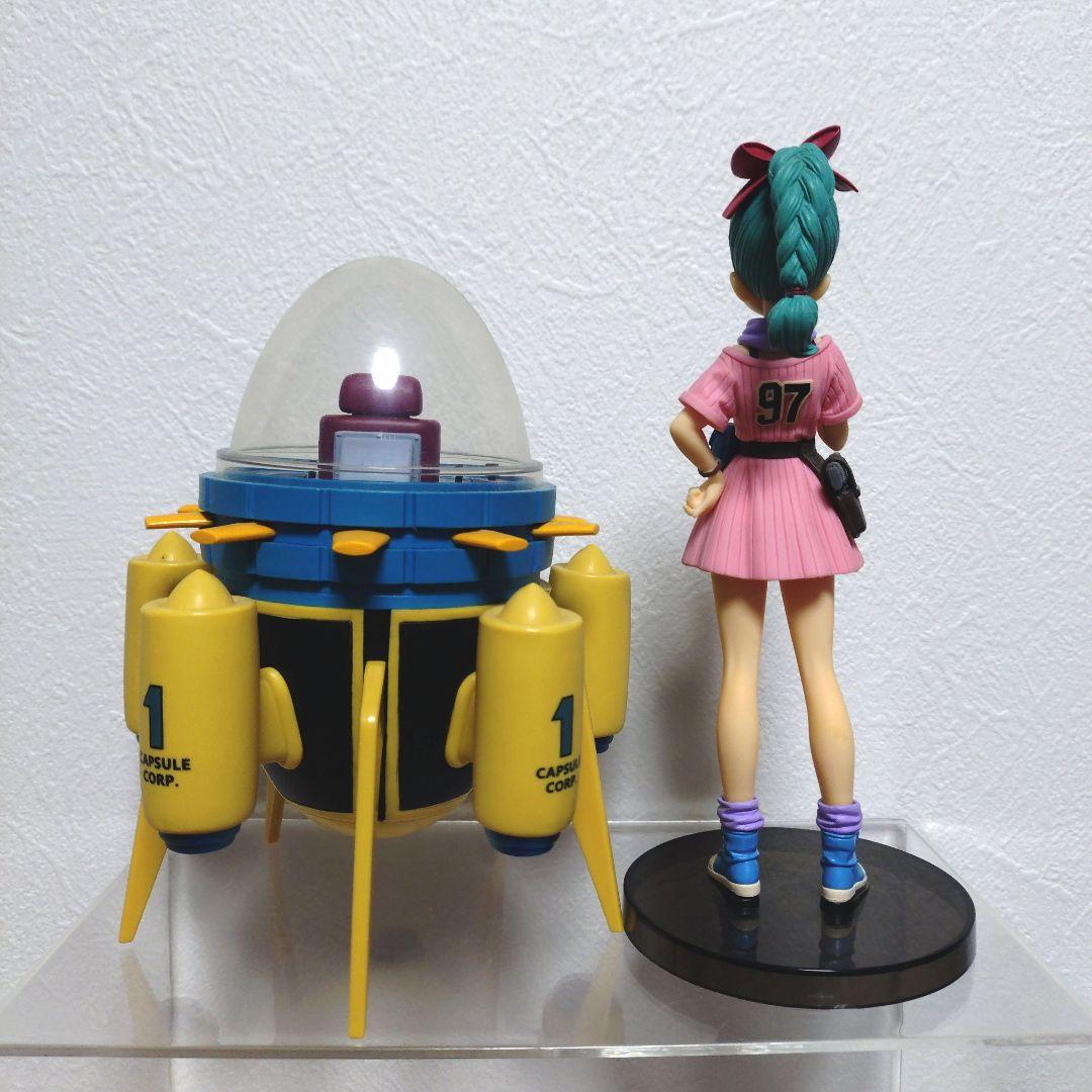ドラゴンボール　ブルマ＆タイムマシーン　フィギュア