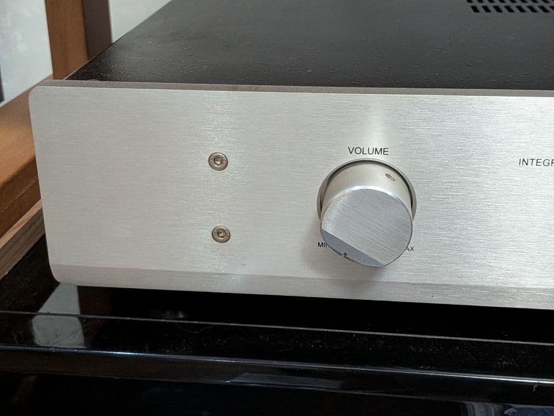 Tri （Triode）プリメインアンプ《 Future 2005 》元箱あり！