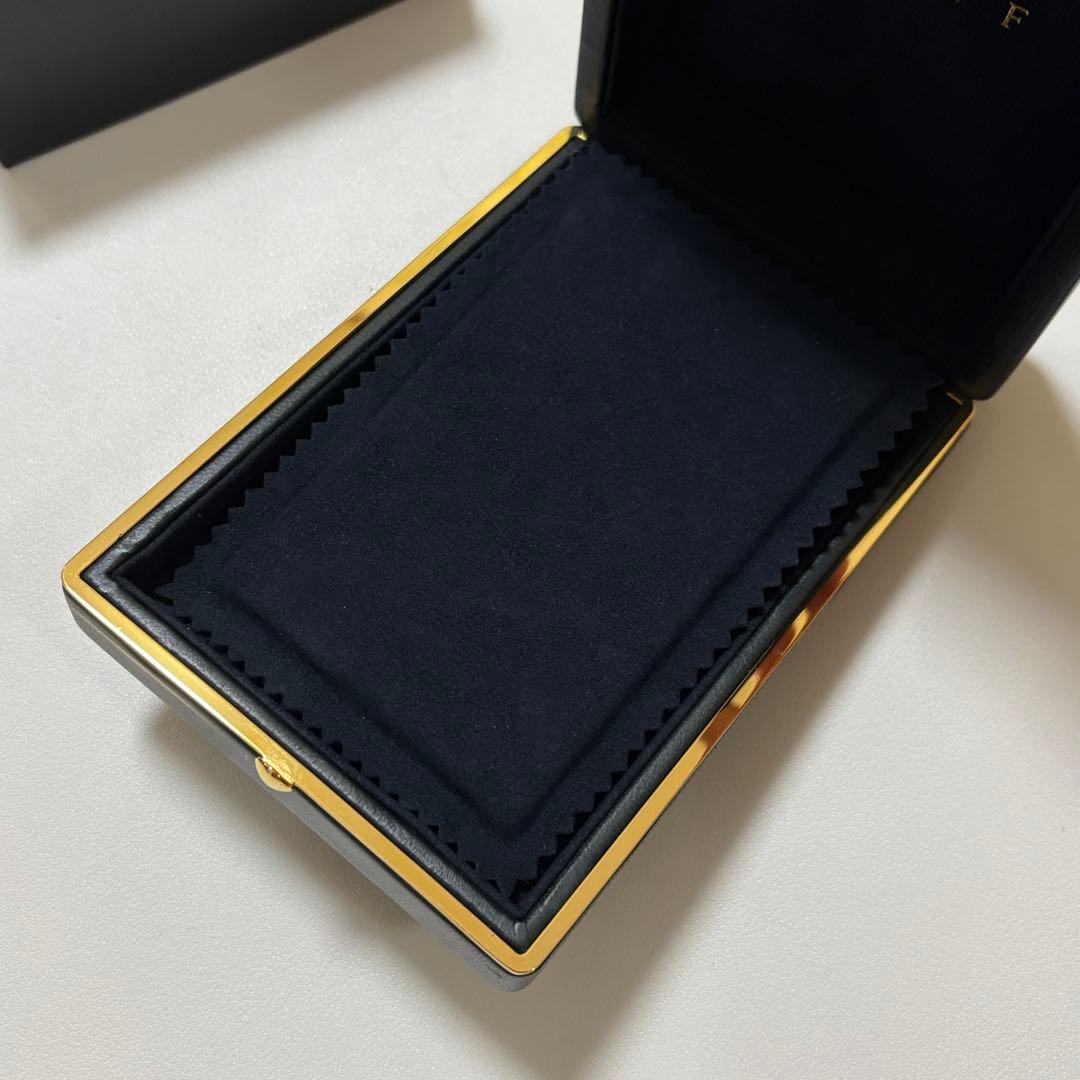 美品 グラフ ピアス ケース 空箱 レザー