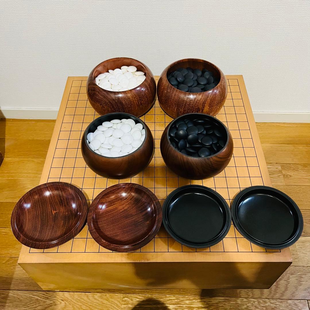 【美品】 高級囲碁セット 碁盤 本桂 碁盤セット 碁石付き 脚付き へそ有