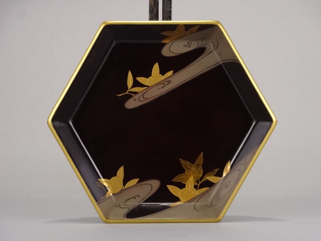 極上　輪島塗　雲に橘　蒔絵　六角　菓子皿　5客　菓子器　銘々皿　切金　木製漆器