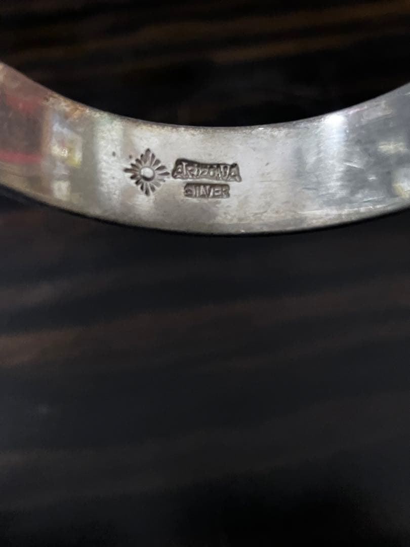 ARIZONA シルバーエングレーブカフブレスレット