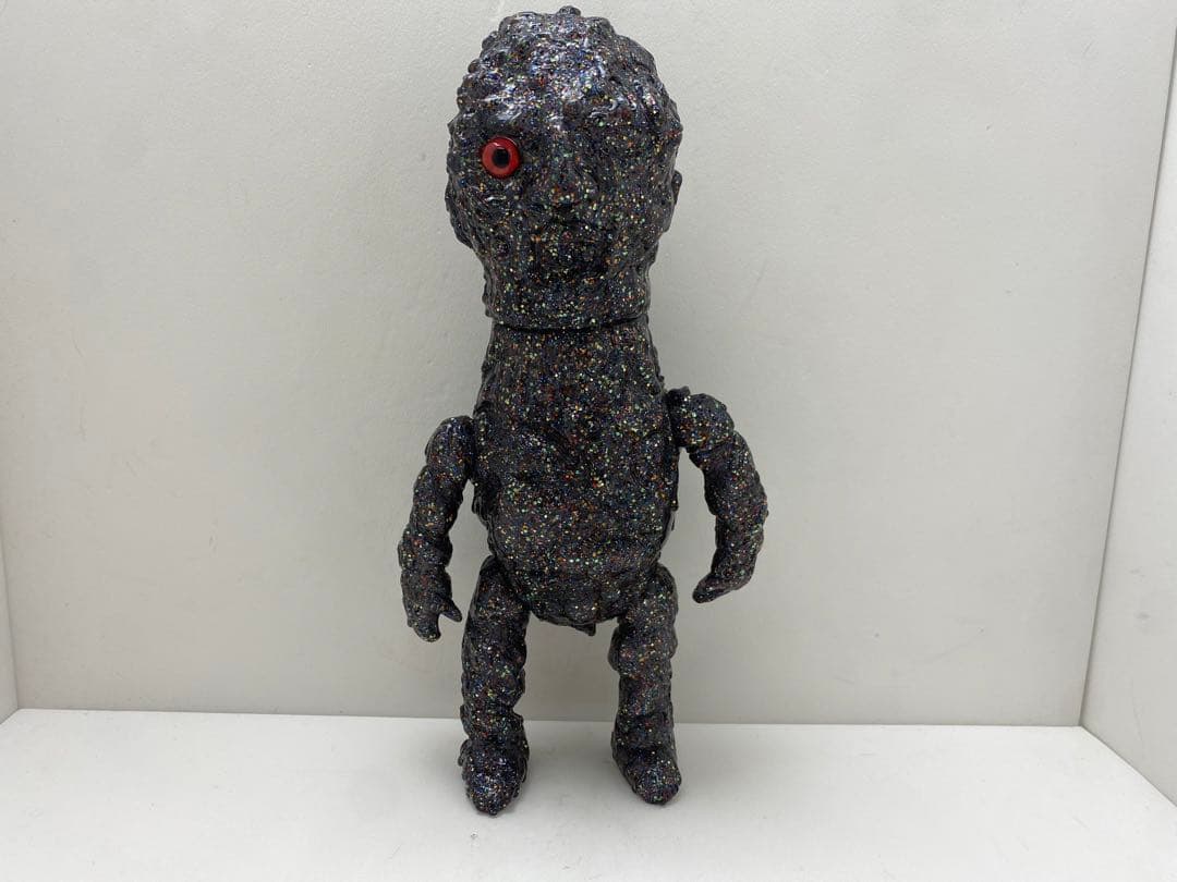 希少品！】BLOOD GUTS TOY izumonster 屍怪獣 ラメ成型 - メルカリ