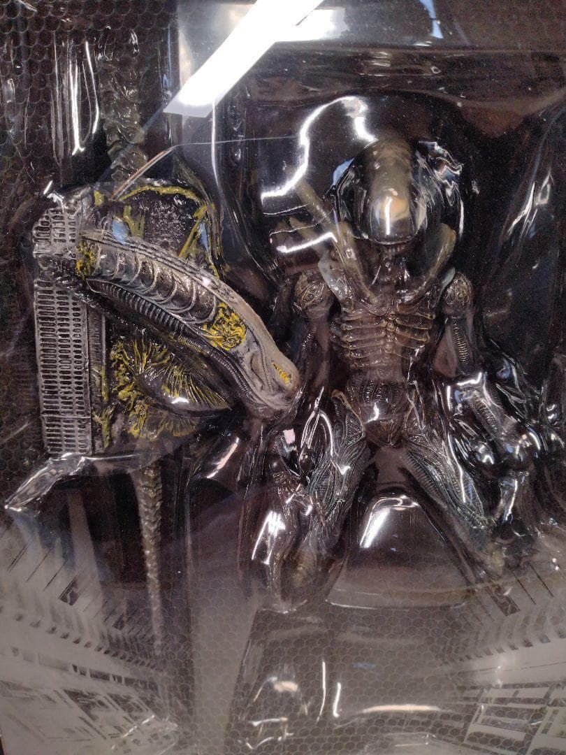 17　未開封　プレイアーツ改　エイリアン　コロニアル　マリーンズ　ラーカー