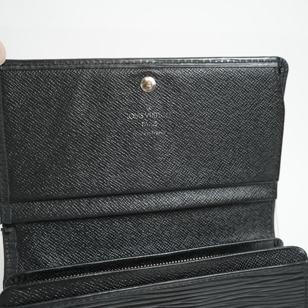 【美品】ルイヴィトン エピ ノワール コンパクト財布 フラップ