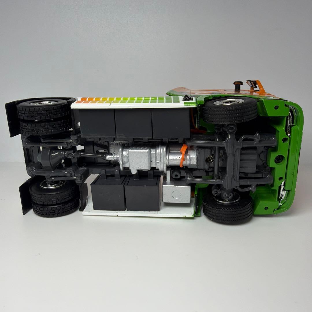 WSI ボルボ　1/50 トレーラーヘッド