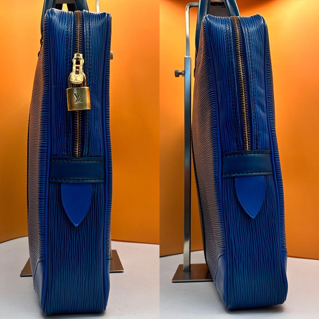 【美品✨】ルイヴィトン エピ ポルトドキュマン ビジネスバッグ 青 A4