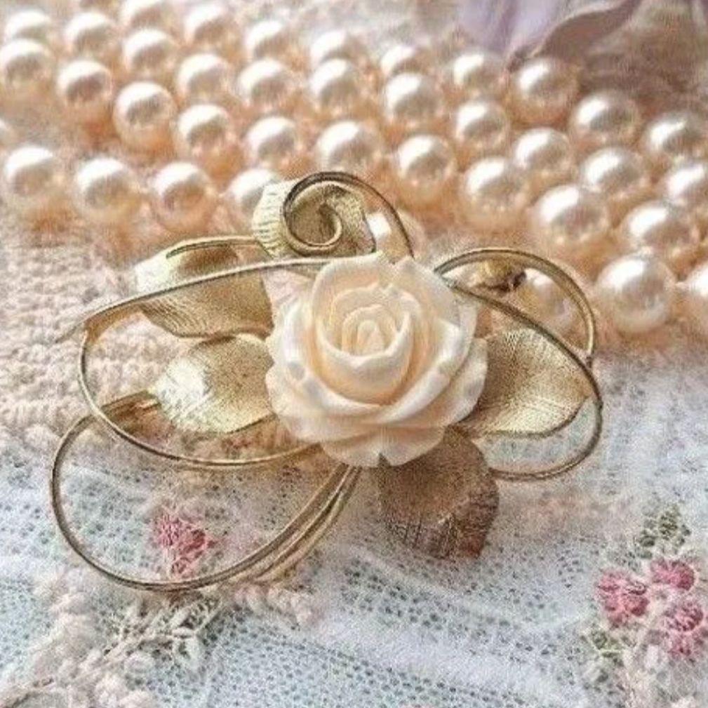 Dior ブローチ アイラブディオール ハートアンドアロー 未使用に近い