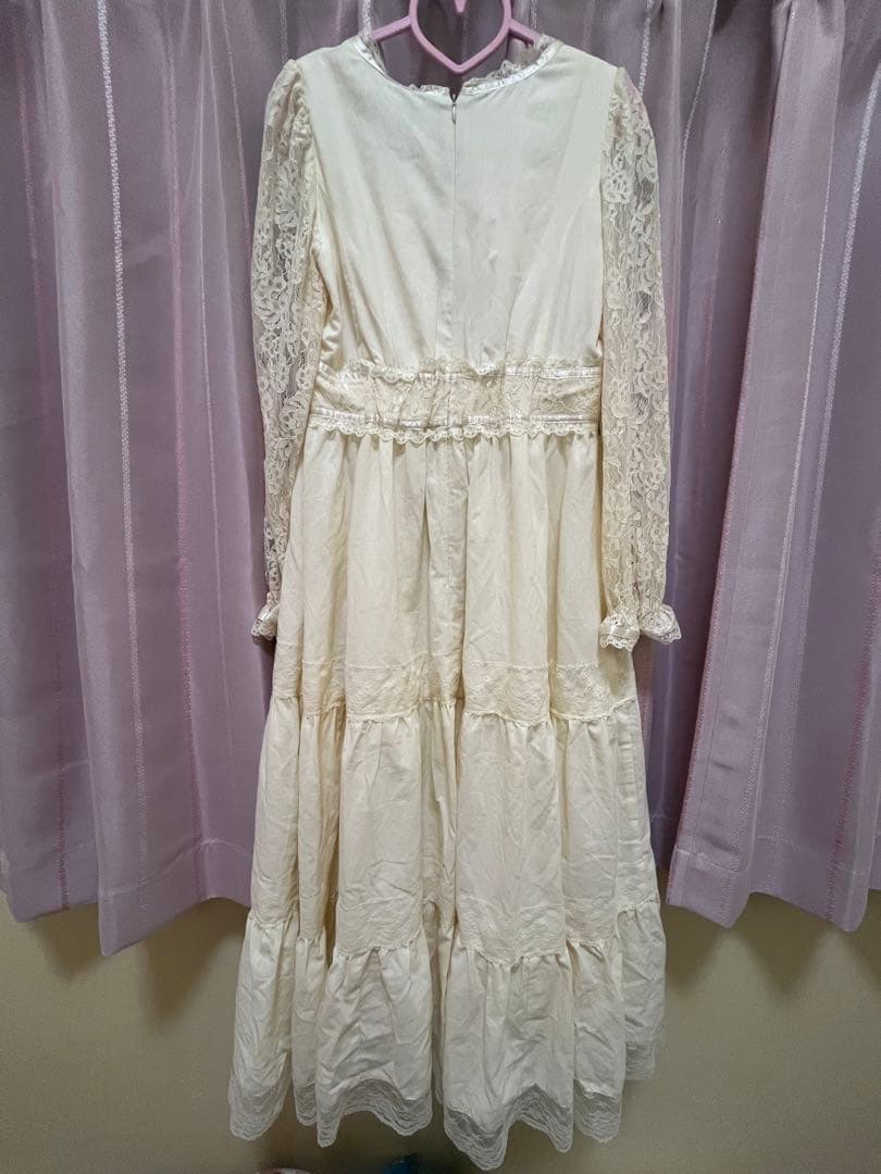 Special vintage dress Treat Ürself