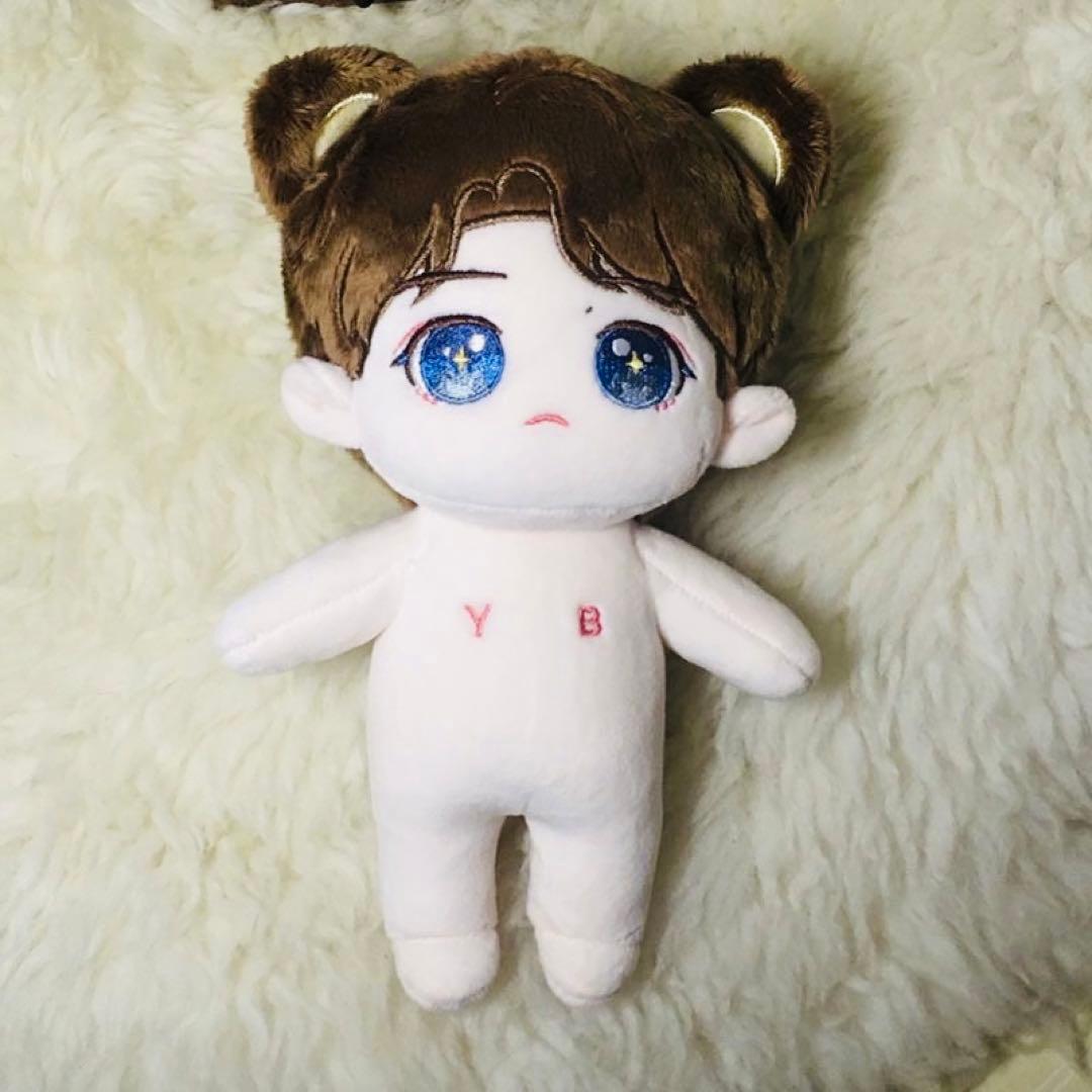 20cm 王一博 肖戦 赤、青目目 ぬいぐるみペア 陳情令