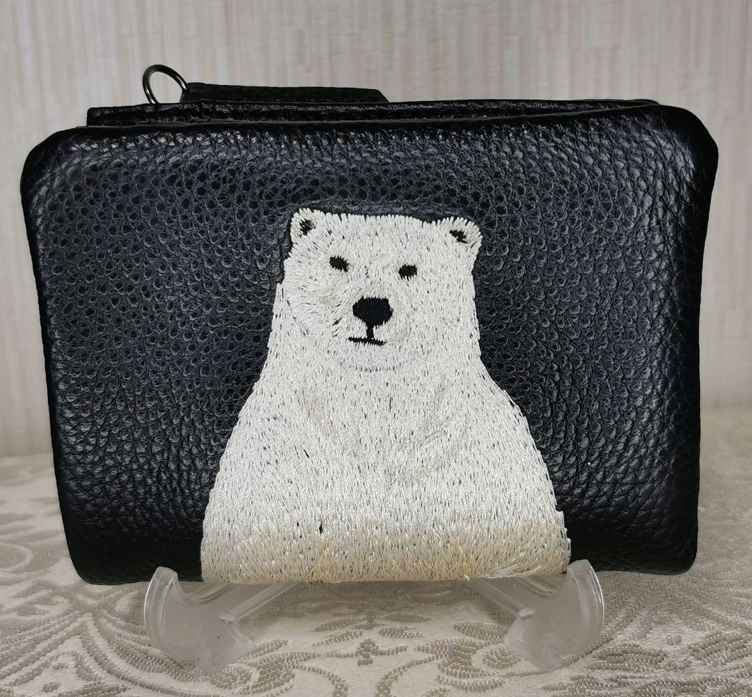 美品 イアパピヨネ シロクマ ブラック レザー 二つ折り財布