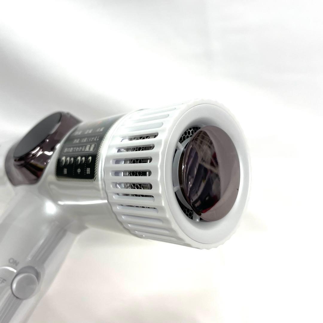 ドウシシャ ヘアドライヤー ゴリラのひとふき ホワイト GRD-2501