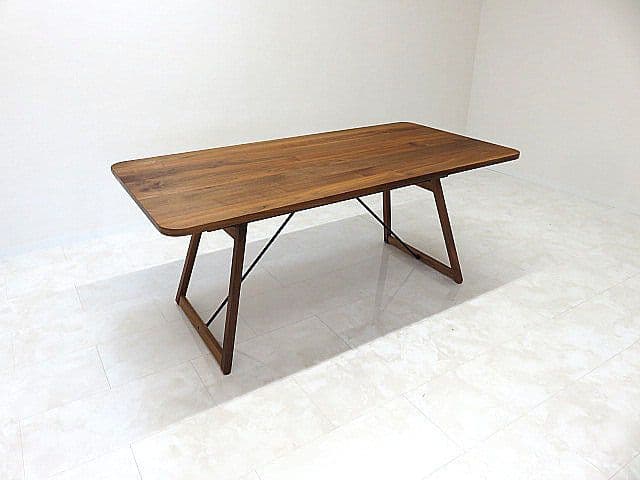 展示品　吉桂 ソース「168 Y HOPE」ウォールナット無垢ダイニングテーブル
