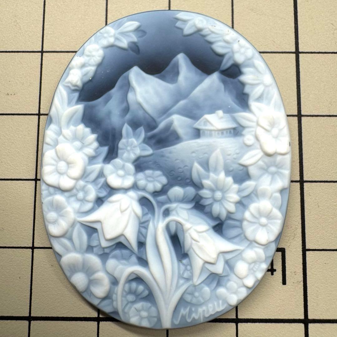 ストーンカメオ　ハンドメイド　刻印あり　オニキス　Mipeu