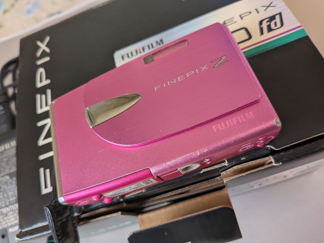 FUJIFILM FinePix Z20fd ピンク 平成レトロ デジカメ
