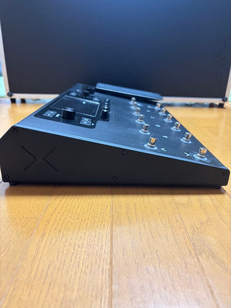 LINE 6 HELIX LT アンプ&エフェクト・プロセッサー