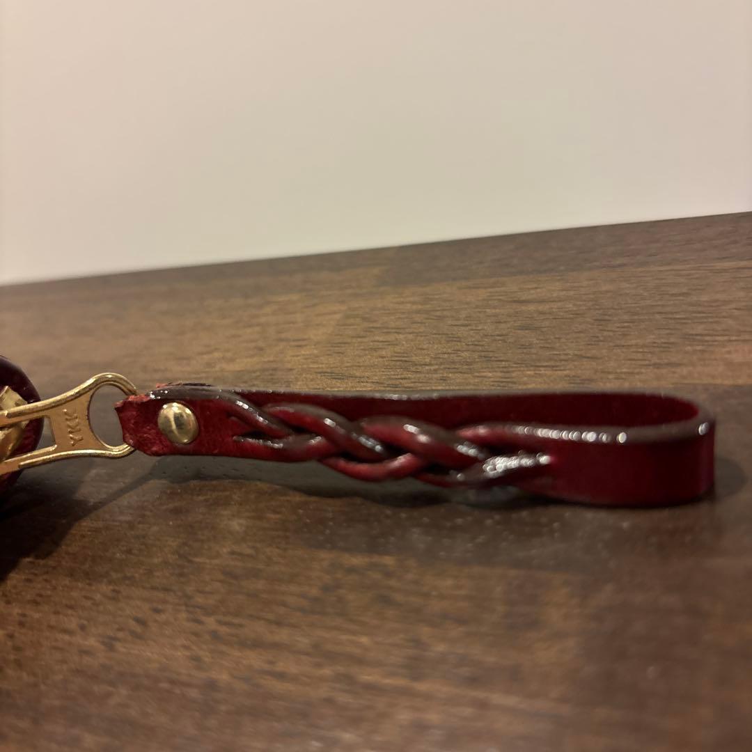美品　イビサ　変わり編み　革メッシュ　長財布 沢山入ってとても丈夫　深めの赤
