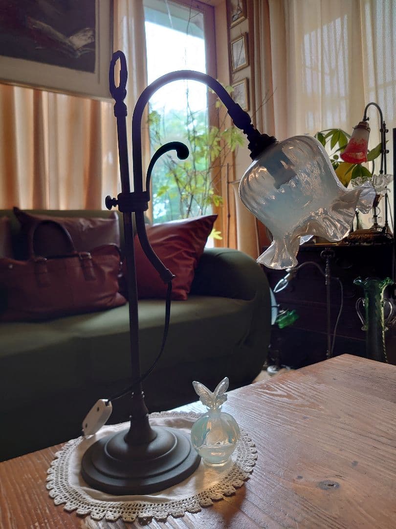 アメリカ〉1940〜60年 オパールセントのアンティークランプシェード