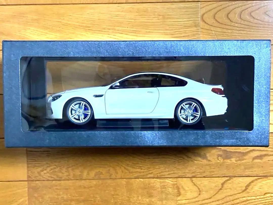 BMW M6 Coupe Alpine White ミニカー
