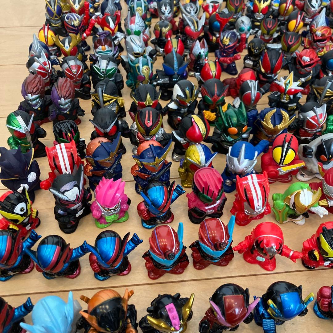 d*3様 仮面ライダー 指人形まとめ売り　200体以上