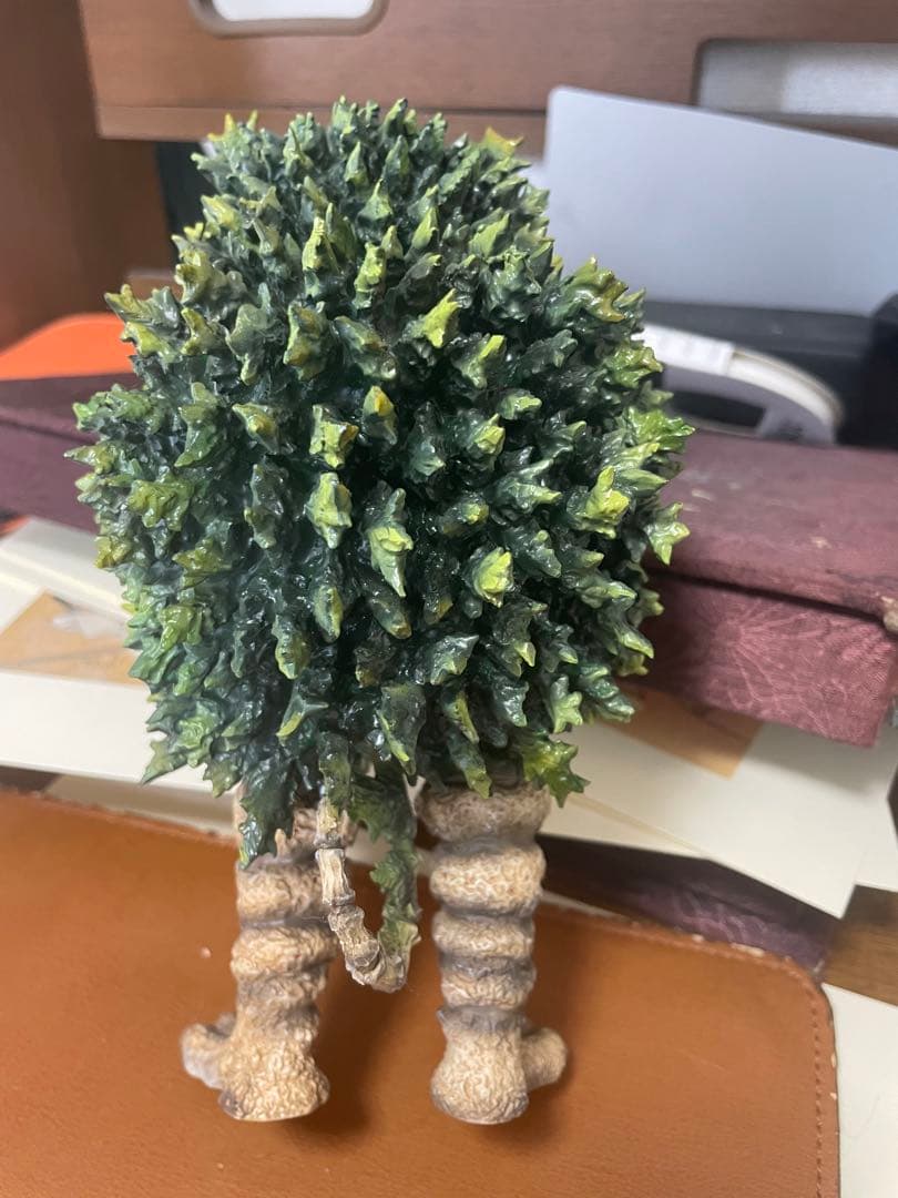 ガラモン　X-PLUS エクスプラス　緑　自立できない