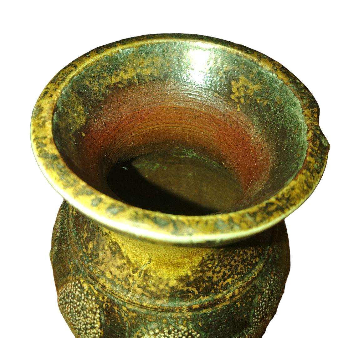 朝鮮系?古瀬戸?　飴釉　飛龍文花瓶　在銘