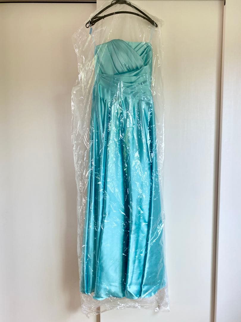 p*a様 AIMER エメ 演奏会 水色 ストラップレス ロングドレス